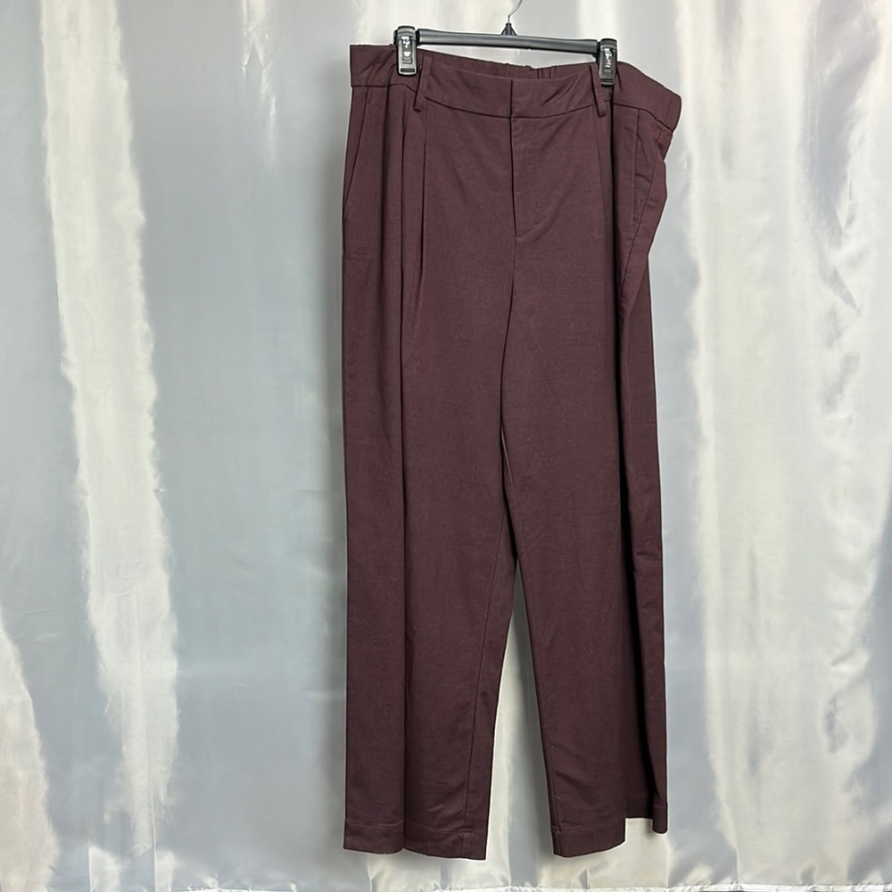 A new day woman’s pants